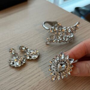 Elegant Silver Crystal Jewelry Set